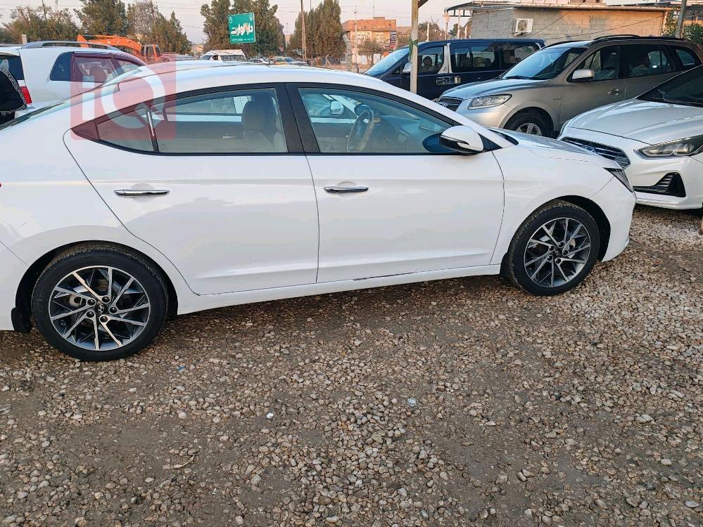 هيونداي النترا